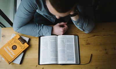 Waarom lezen christenen de Bijbel?